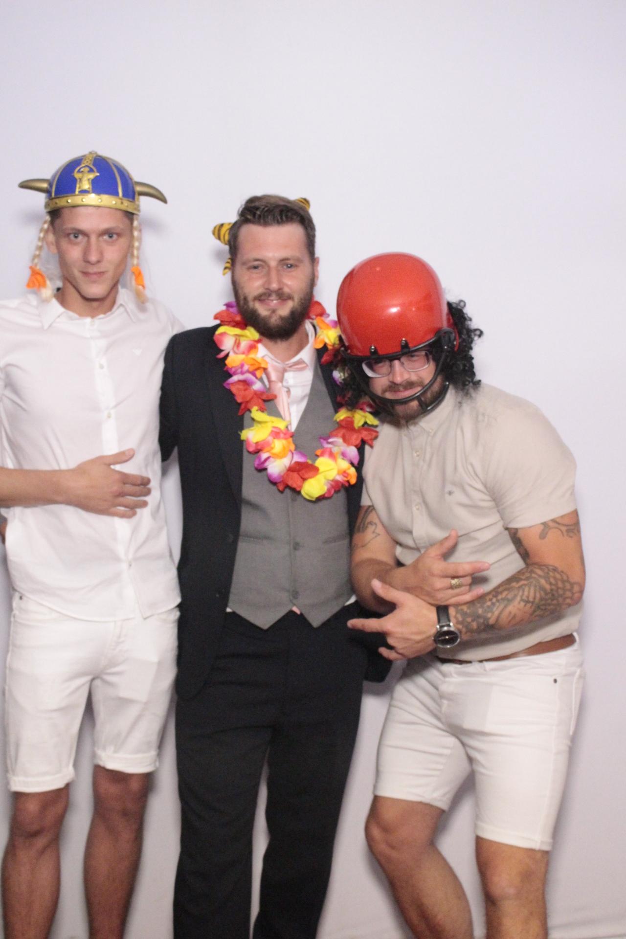 Connor and Summer’s Wedding | View more photos from the event at gallery.myphotoboothexperience.co.uk/u/MyPhotoBoothExperienceLtd/Connor-and-Summer’s-Wedding
